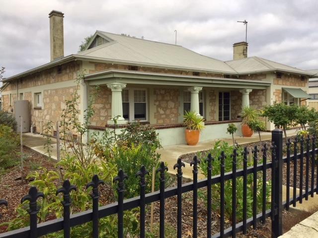 Macdonnell House Naracoorte Exterior photo